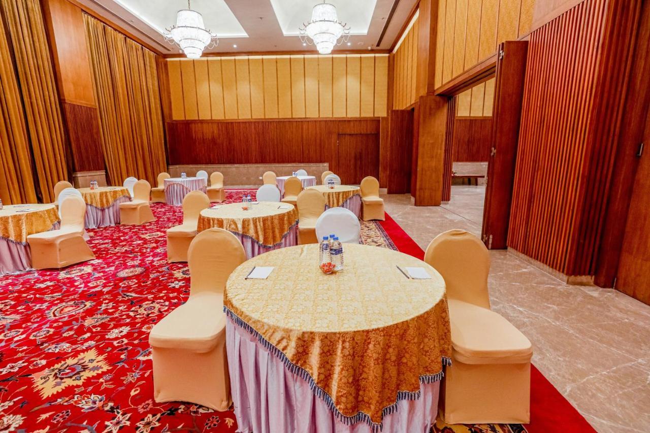 Gulab Kothi By Royal Orchid Hotels Limited Varanasi Exteriör bild